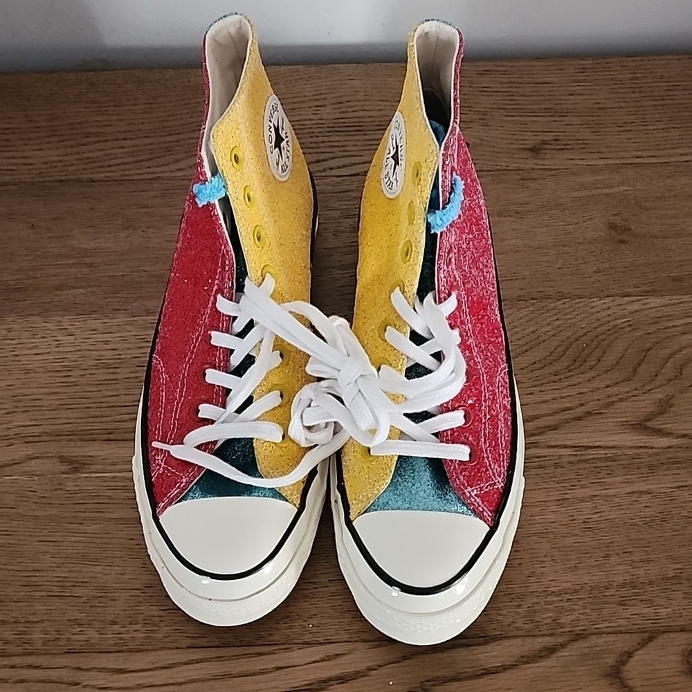 NWOT Converse All Stars Chuck Taylor  Red, Blue, Red Glitter Men's 11 women's 13